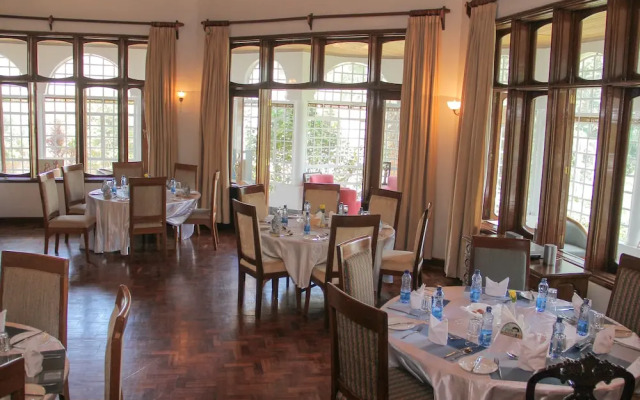 Lavington Hill House