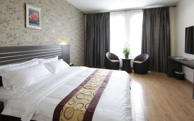 Venesia Hotel
