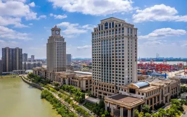 Wuhan Minoans International Hotel