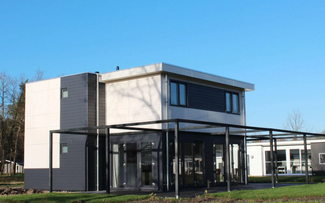 Modern, Spacious, Detached Holiday Home, Near Alkmaar