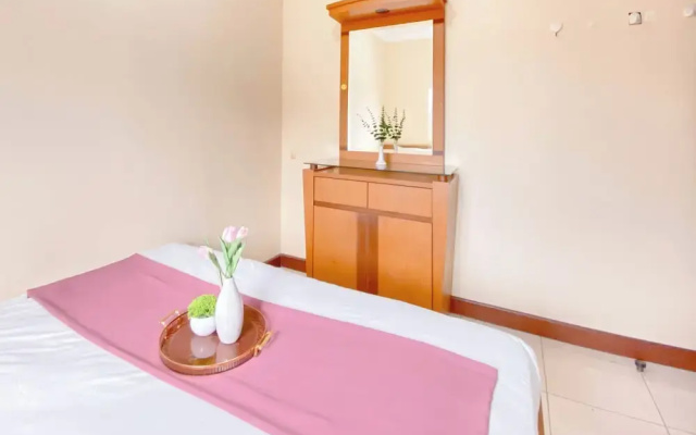 Best Deal 2BR at Majesty Apartment