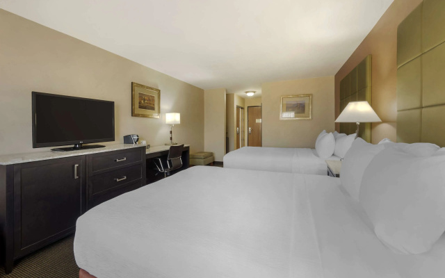 Best Western Plus Country Inn & Suites