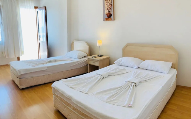 Armoni Hotel