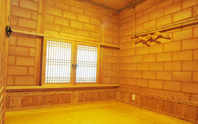 Yeongwol Wolgangsanhachon Pension