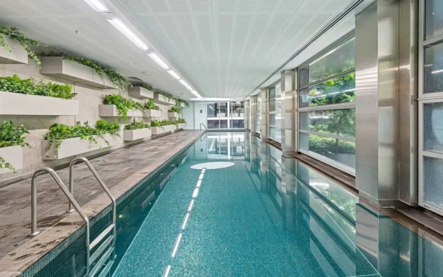 Eclectic 1-bed Apartment With Pool and Gym