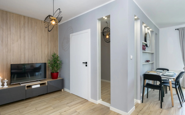 Bright and sunny 4 rooms apartment