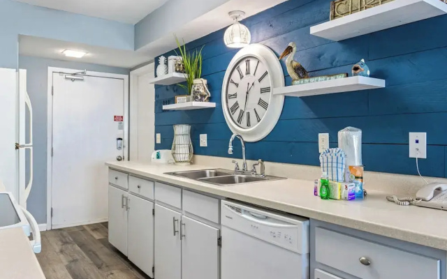 Island Shores #258 by Southern Vacation Rentals