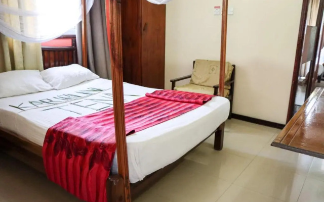 Darajani Hotel