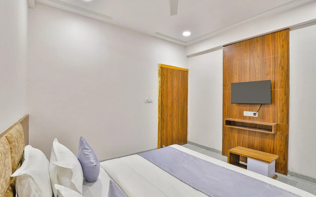 FabHotel Parkland A