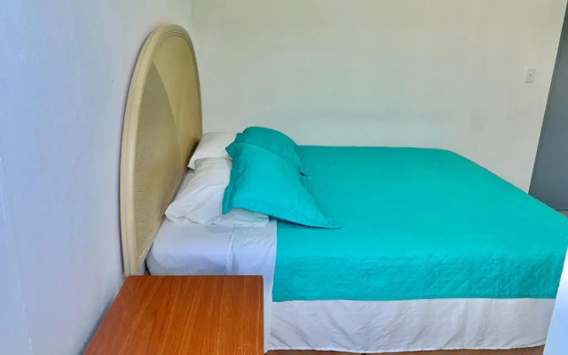 Villa de Ana Sleeps 2 With Pool