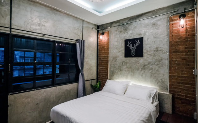 Zeds Hostel Bangkok