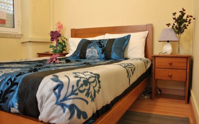 Отель Duque De Saldanha - Bed & Breakfast Лиссабон комната для гостей