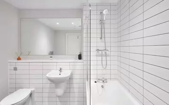 2 Bed - Sleeps 6 - Parking - City Centre