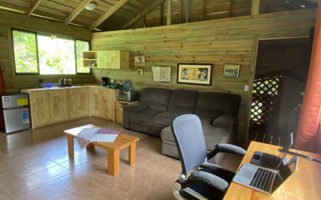 Uvita Oasis Retreat with Villa Cabins and Apartment