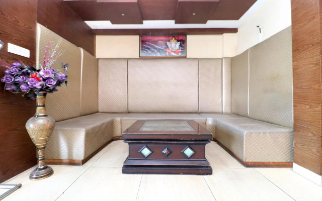 Hotel Bombay Regency by OYO Rooms
