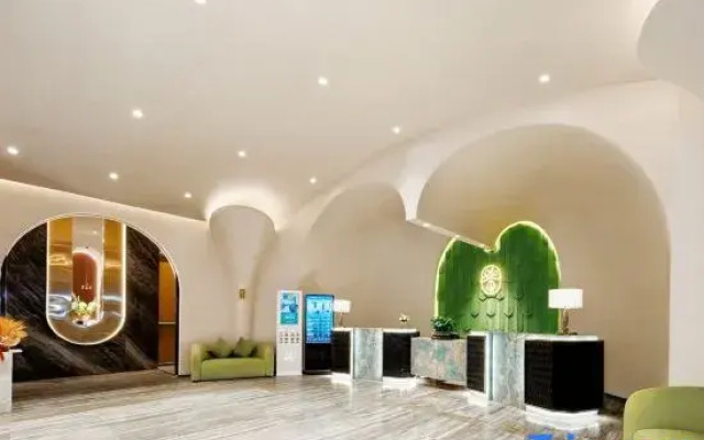 Hilai  Hotel