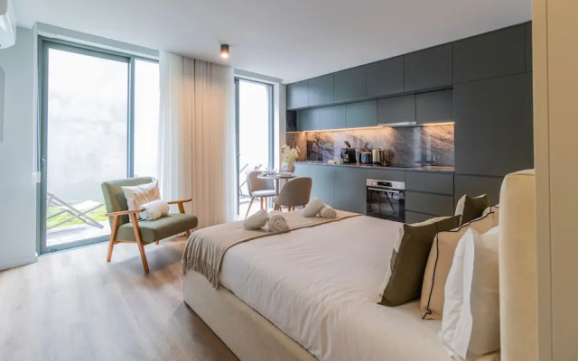 RUAH Apartments by LovelyStay