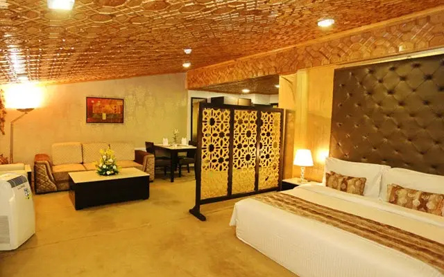 Batra Hotel & Residences