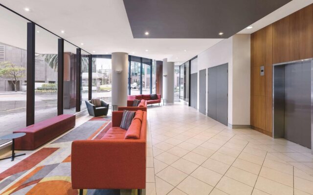 Mercure Melbourne Southbank