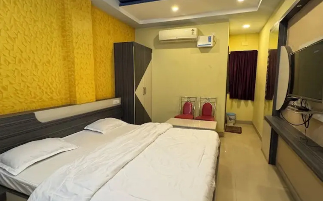Hotel Asha Pride