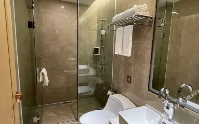 Vienna Classic Hotel (Xinxing Yanjiang South Road)