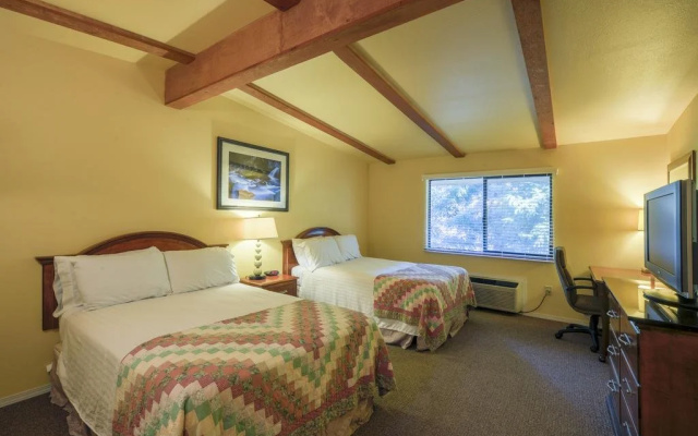 Packwood Lodge