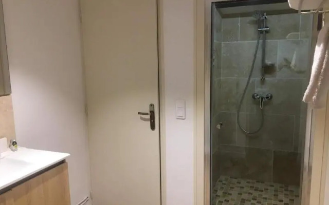 Logis Hotel Le Mas De Lily-Rose