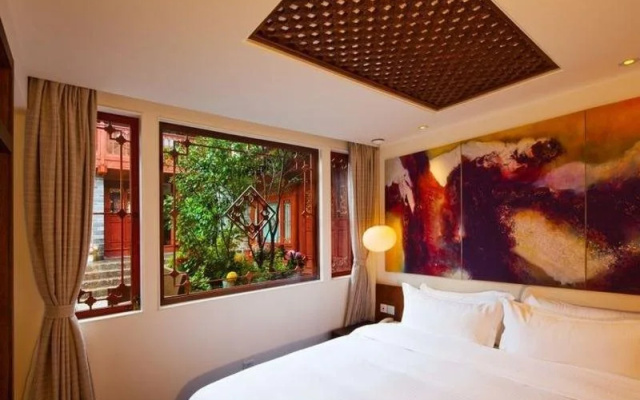 Lijiang Yibang Residence