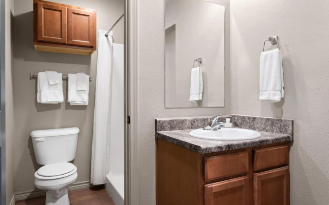 Eagle's Den Suites Big Spring a Travelodge by Wyndham