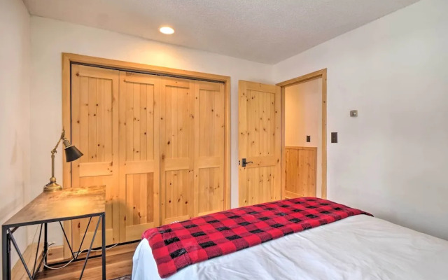 Charming Vail Condo w/ Patio & Mountain Views