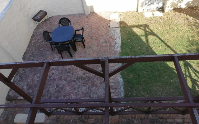Classic Cape Dutch Studio Apartment