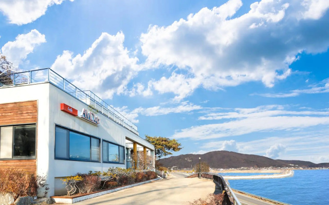 Ganghwa Cafe Pension Amote