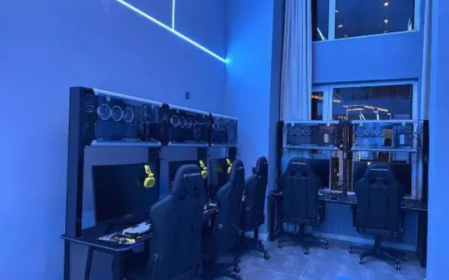 Y² E-sports Homestay