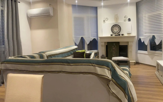 Durres 2-beds, Garden, Parking, 100m to Beach