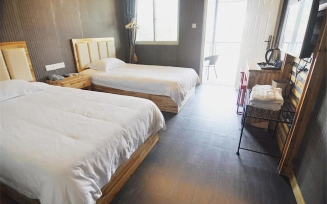 Xiamen Nest House Hotel