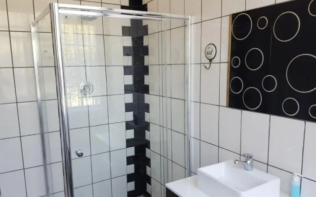 Sondela Bed & Breakfast