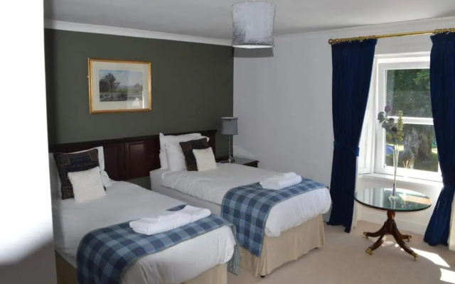 Bennachie Lodge Hotel