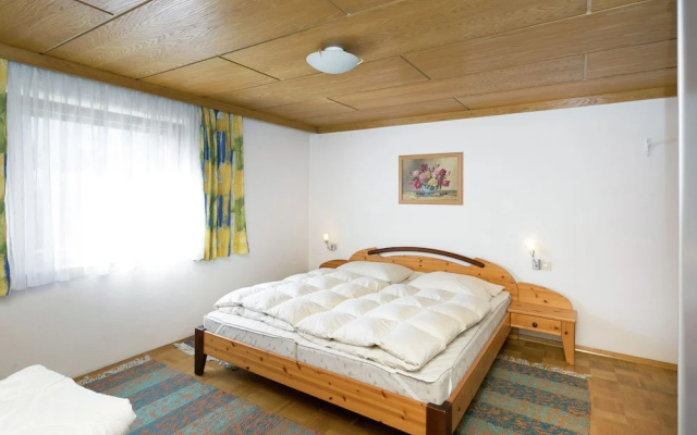 Lush Apartment With Swimming Pool in Silz