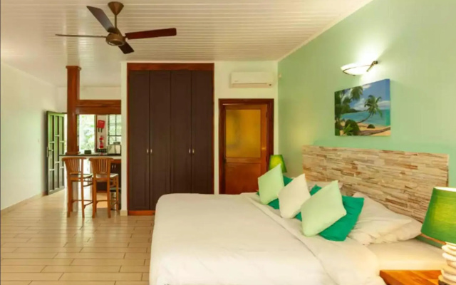 La Digue Self Catering