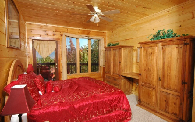 Eagles Nest 379 - Three Bedroom Cabin