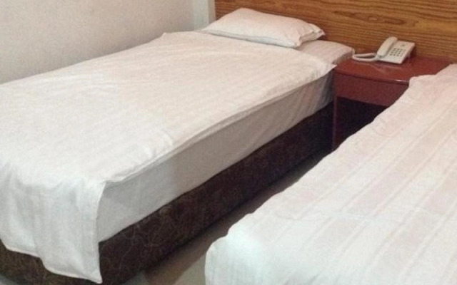 Royal Parbina Hotel