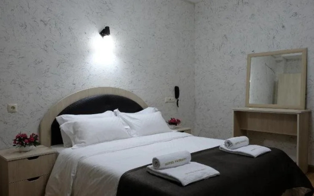 Hotel Patrioti