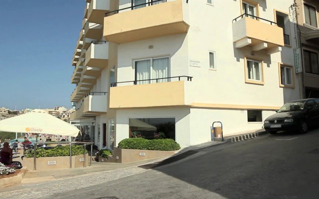 Отель VIU57 Hotel Мальта, Меллиха - отзывы, цены и фото номеров - забронировать отель VIU57 Hotel онлайн вид на фасад
