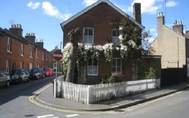 Keyfield Terrace