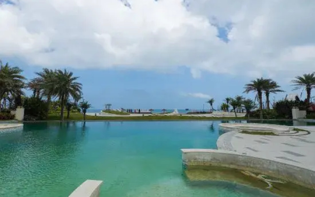 Shuangyuewan Qingfeng Xiaozhu Seaview Hotel (Honghai Jin'an Branch)