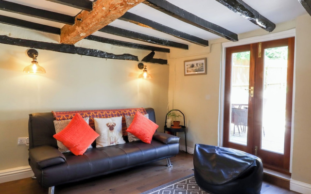 1 Harpur Cottage