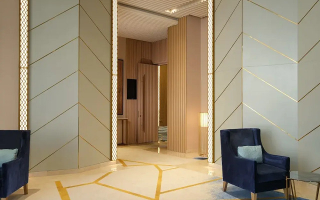 Maani Muscat Hotel & Suites