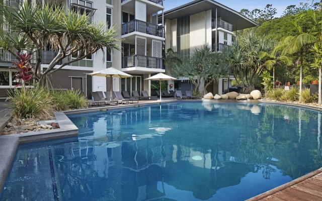 Footsteps to the Heart of Noosa and a View!