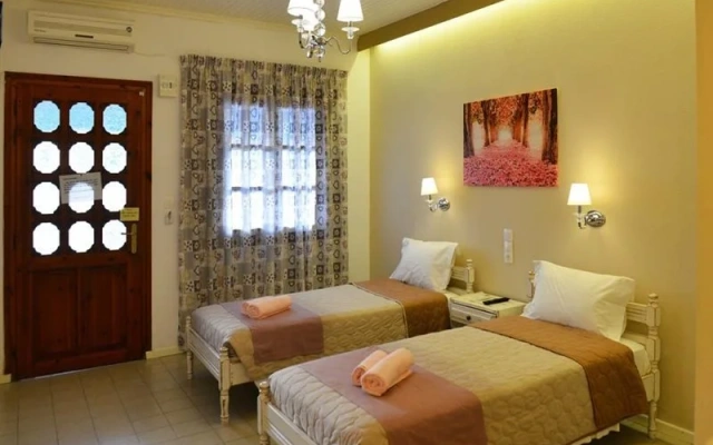 Marina Hotel