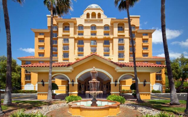 Embassy Suites Hotel Milpitas-Silicon Valley вид на фасад